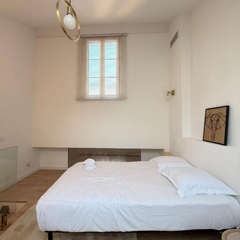 Appartement 2 chambres entièrement climatisé avec place de parking au bord de mer a Cannes - Appartement 2 Chambres - 8