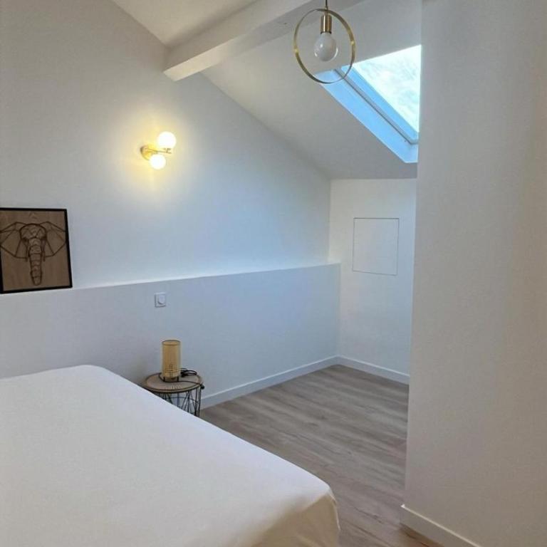Appartement 2 chambres entièrement climatisé avec place de parking au bord de mer a Cannes - Appartement 2 Chambres - 13