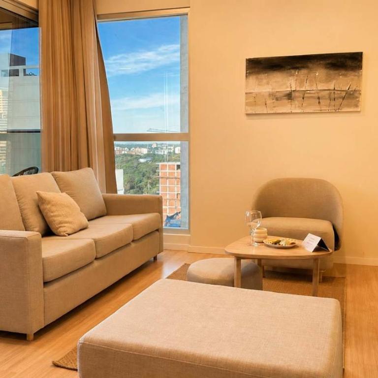 Sky Stays Petra Tower 2 Bedrooms at Tallest Tower - Apartamento - 2