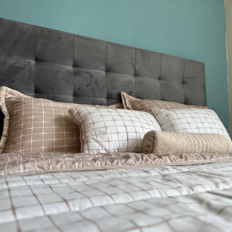 Apto excelente vista a medellin, cerca a todo - Two-Bedroom Apartment - 29