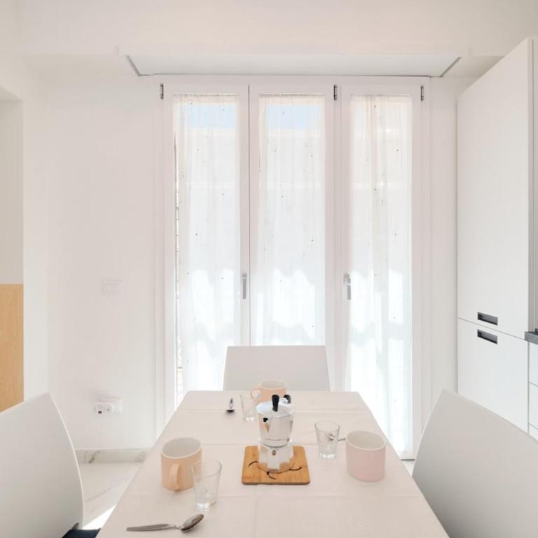 Ampio apt a 2 passi dal Centro - Appartamento - 26