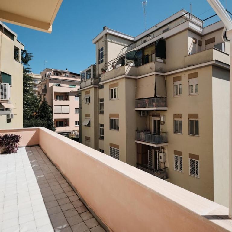 Ampio apt a 2 passi dal Centro - Appartamento - 28