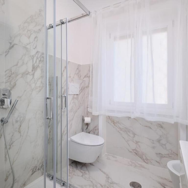 Ampio apt a 2 passi dal Centro - Appartamento - 48