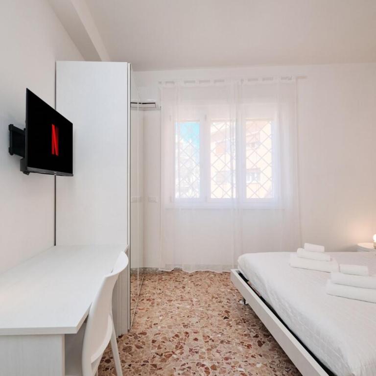 Ampio apt a 2 passi dal Centro - Appartamento - 58