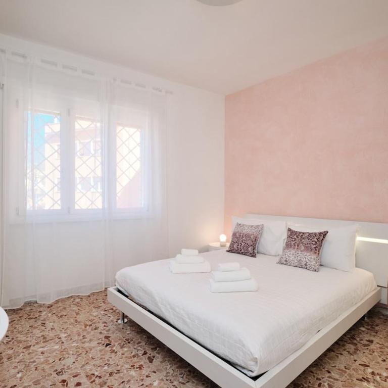 Ampio apt a 2 passi dal Centro - Appartamento - 70