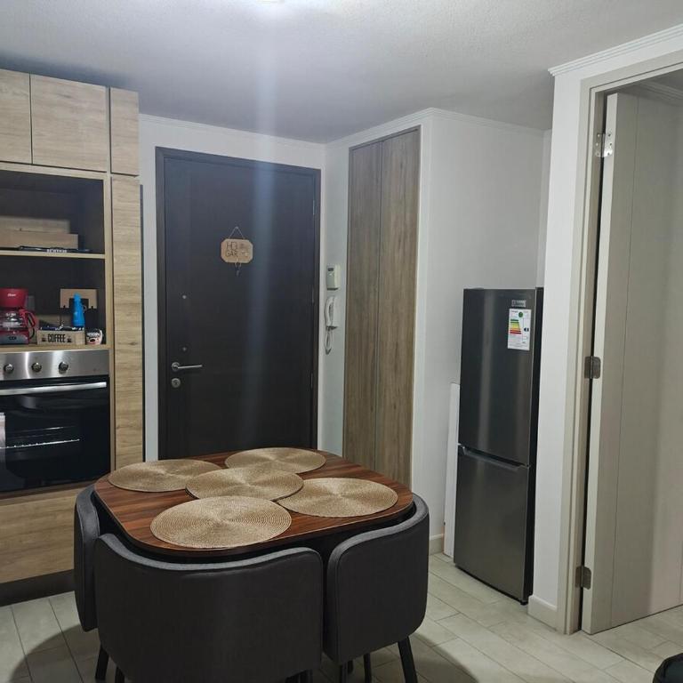 Vive la experiencia de Santiago Centro - Three-Bedroom Apartment - 15