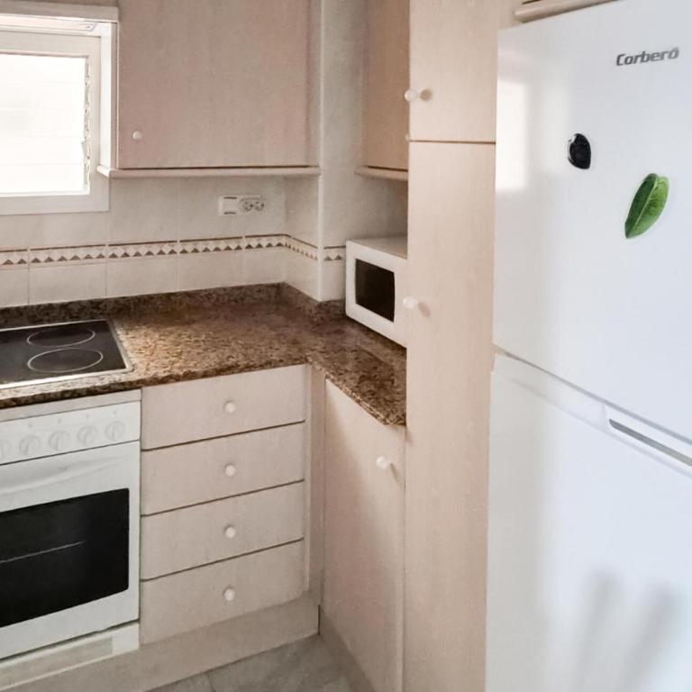 2 Bedroom Cozy Apartment In Oropesa Del Mar - Appartement 2 Chambres - 9