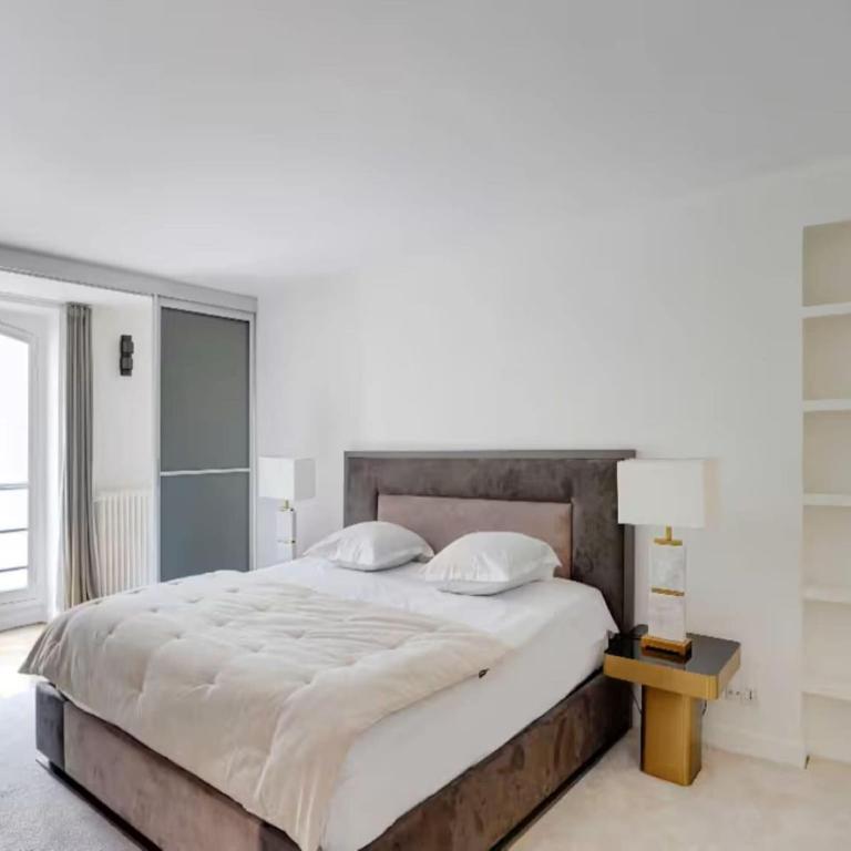 Champs-Elysées Apartment for 6 Guests - Appartement 2 Chambres - 12
