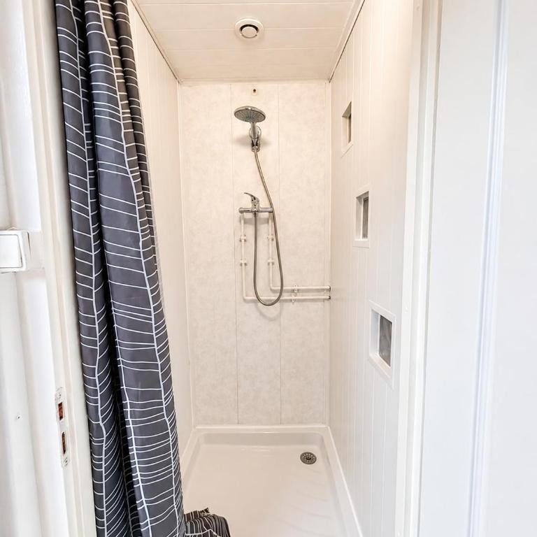 Le Rothschild Studio cosy à 5 min de la plage - Appartement 1 Chambre - 2