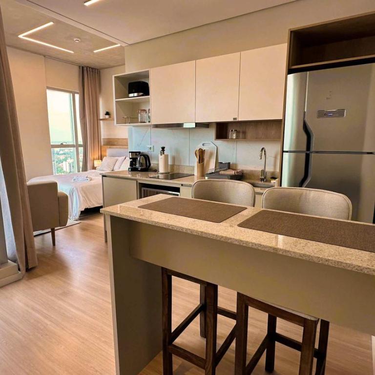 Sky Stays Petra Tower Loft at Tallest Tower - Apartment - 11
