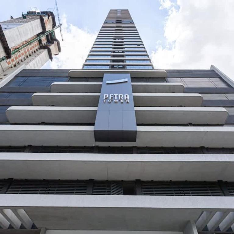 Sky Stays Petra Tower Loft at Tallest Tower - Apartment - 36