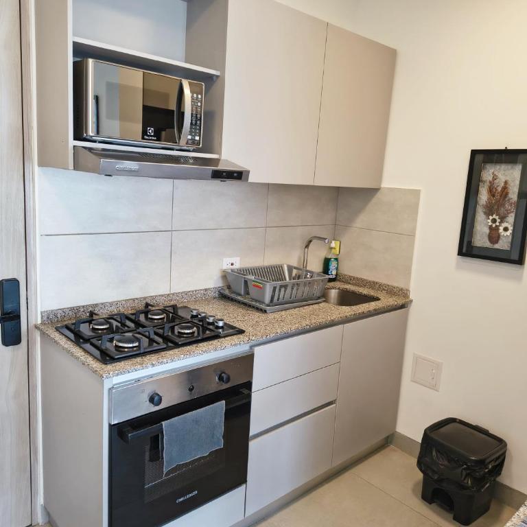 Tu apartamento de descanso cerca al mar - One-Bedroom Apartment with Balcony and Sea View - 23