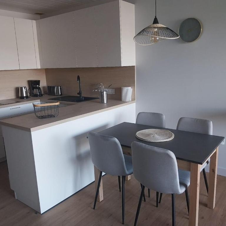 Appartement vue mer exceptionnelle et à 3 min à pied renovée en juin - Apartment mit 2 Schlafzimmern - 5