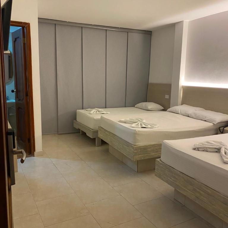 Hotel San Sebastian Real - Habitación Triple - 1