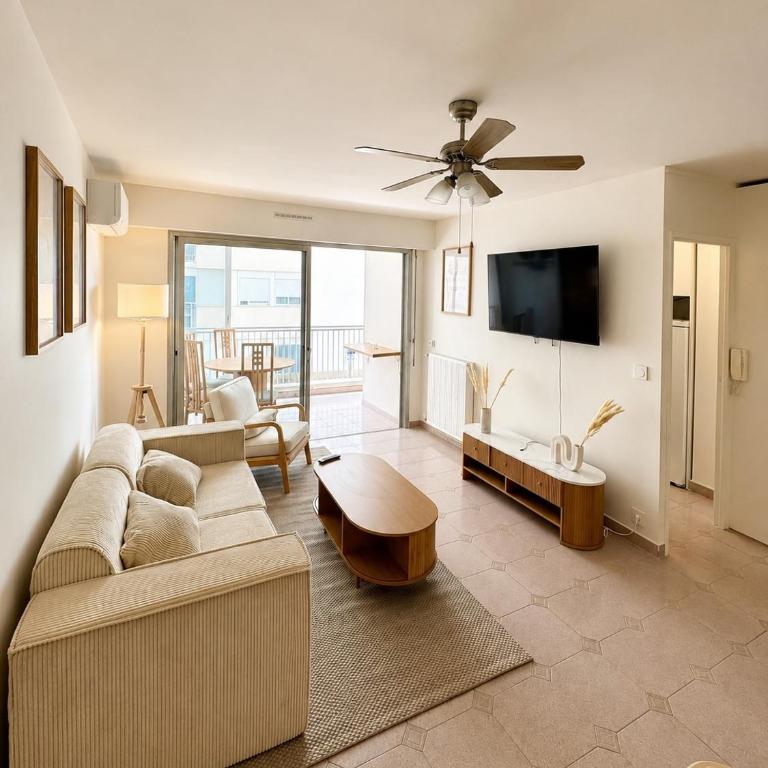 Elegant apartment between Cannes and Antibes - Two-Bedroom Apartment - 5