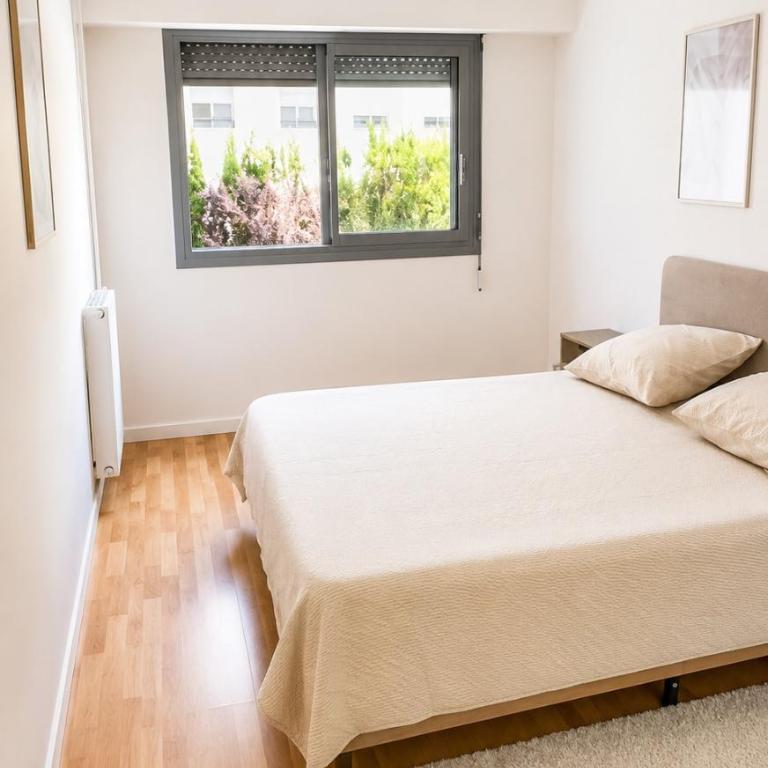 Elegant apartment between Cannes and Antibes - Two-Bedroom Apartment - 12
