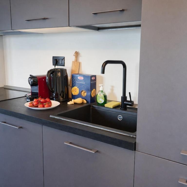 Bright modern loft in the Crocetta area - Appartamento con 1 Camera da Letto - 15