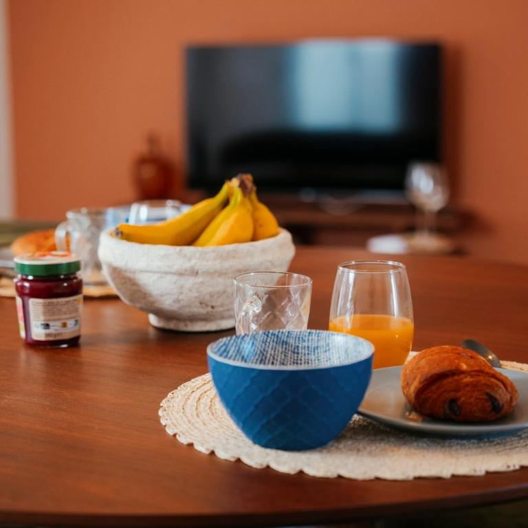 Superbe T2 tout confort avec parking privé - Appartement 1 Chambre - 12