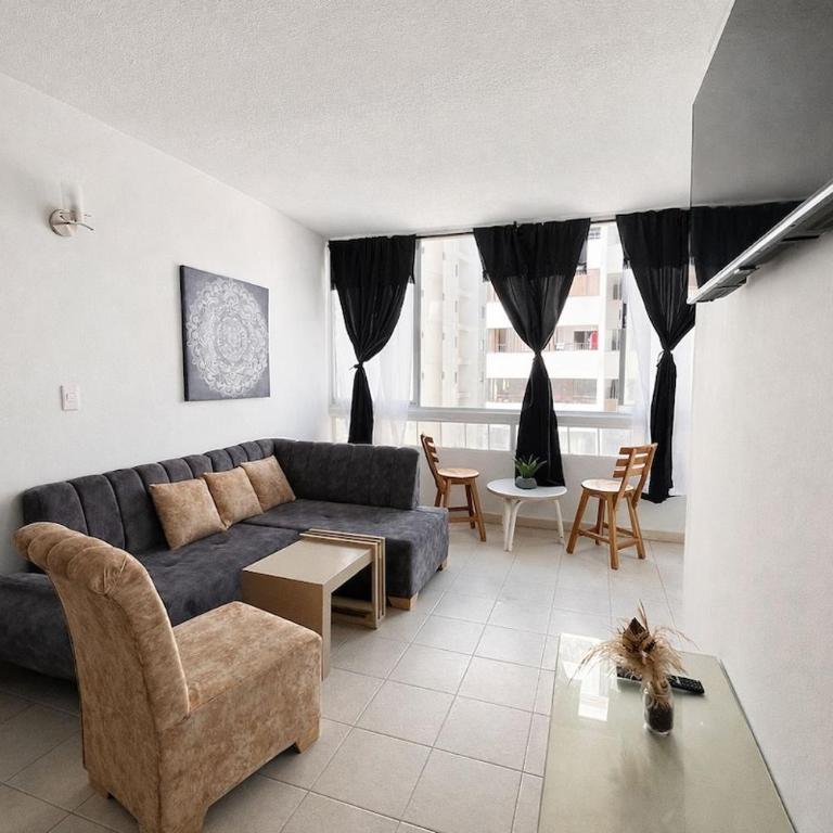 Family Oceanside Pool & Private Beach Access 3 BDRM Apartment - Three-Bedroom Apartment - 1