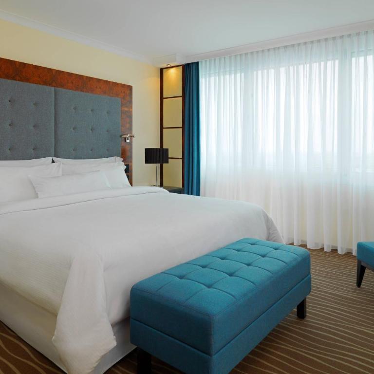 The Westin Grand Munich - Suite Westin mit 1 Schlafzimmer und 1 Kingsize-Bett - 3