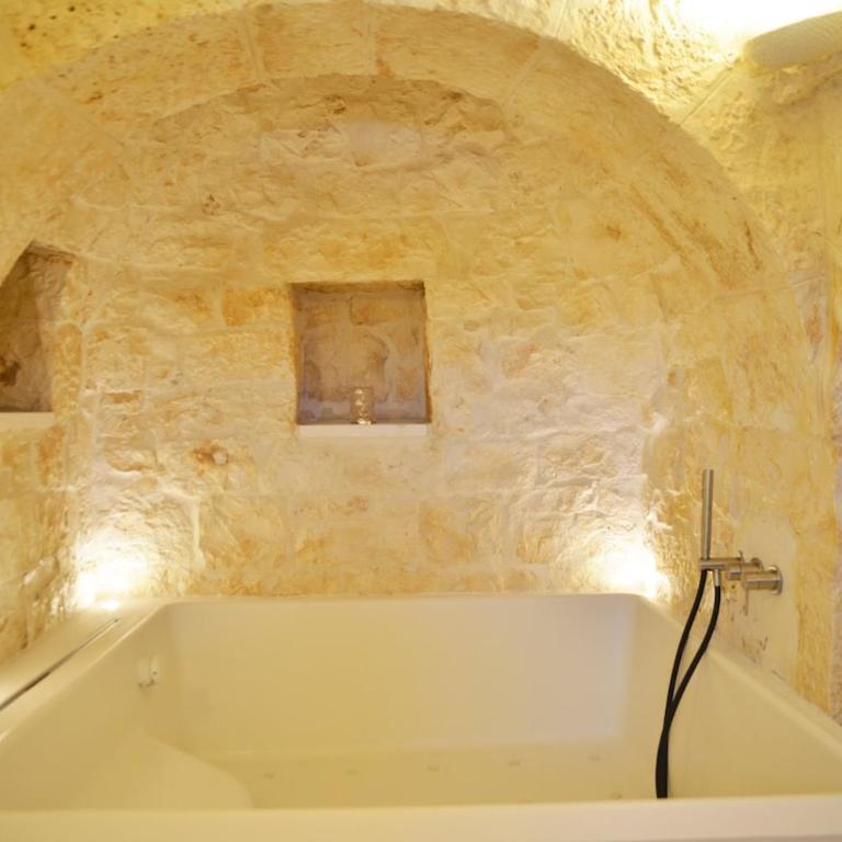 I Trulli di Alessandro, nel cuore della Valle d'Itria - Two-Bedroom Villa - 20