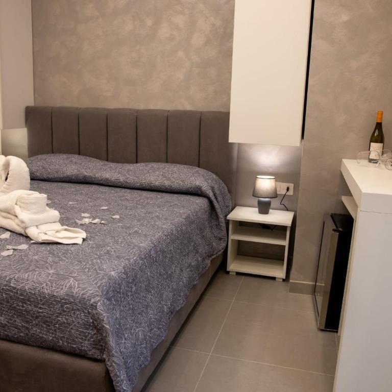 Fortuna degli Dei - Camera Matrimoniale con Bagno Privato - 2