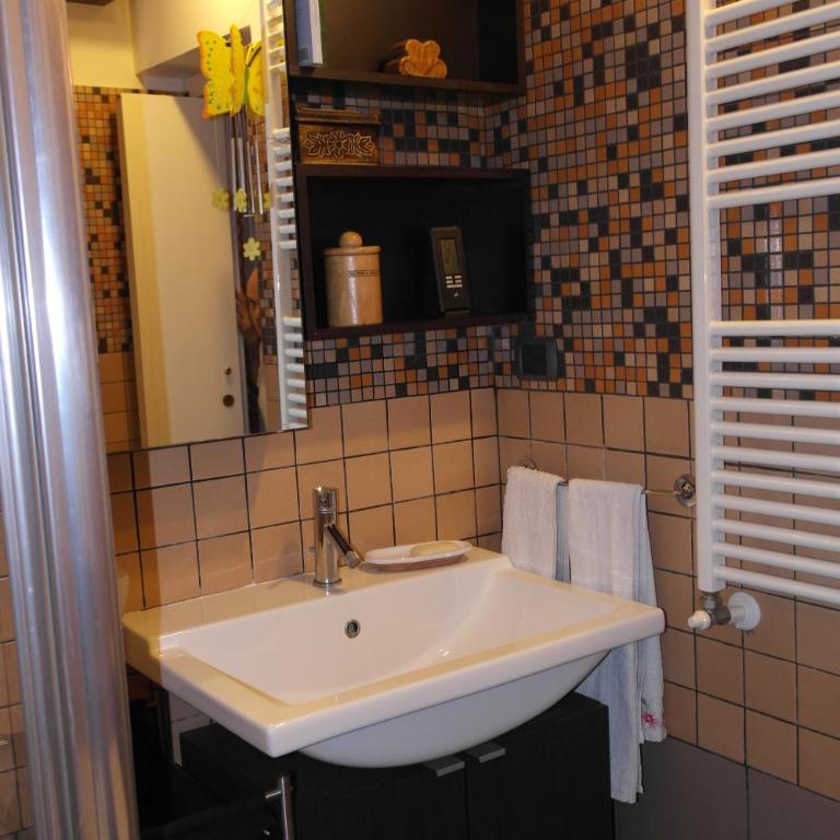 CasaLù - Appartamento con 2 Camere da Letto - 17
