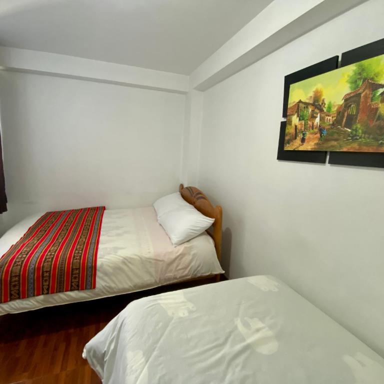 Marlen's Qorywasi - Three-Bedroom Apartment Suite - 9