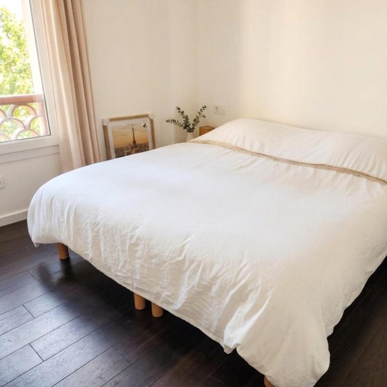 Charming, quiet 2-room apartment with balcony - Appartement 1 Chambre - 10