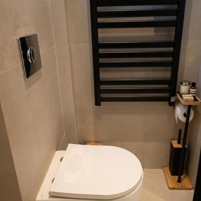Charming, quiet 2-room apartment with balcony - Appartement 1 Chambre - 12