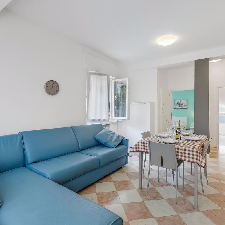 Blu Gem Modern 1BR Apt. in Riva del Garda (Sleeps 4) - Happy Rentals - Appartamento con Vista Montagna - 11