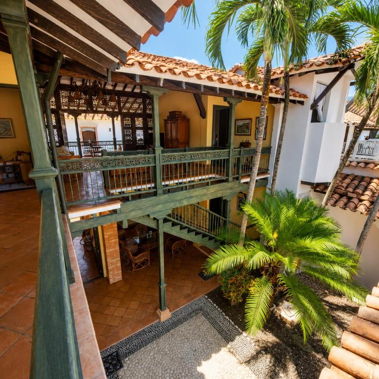 Espectacular Casa en Cauca viejo con piscina, jacuzzi y turco - Casa de 4 dormitorios - 4