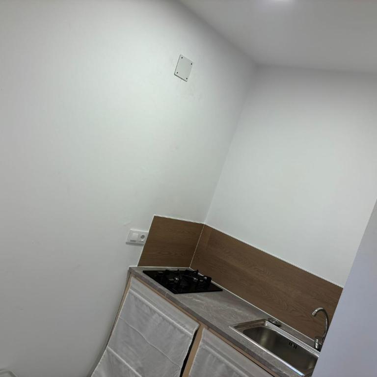 JABUTI Autocaravana con porche y aparcamiento - Double Room with Private Bathroom - 7