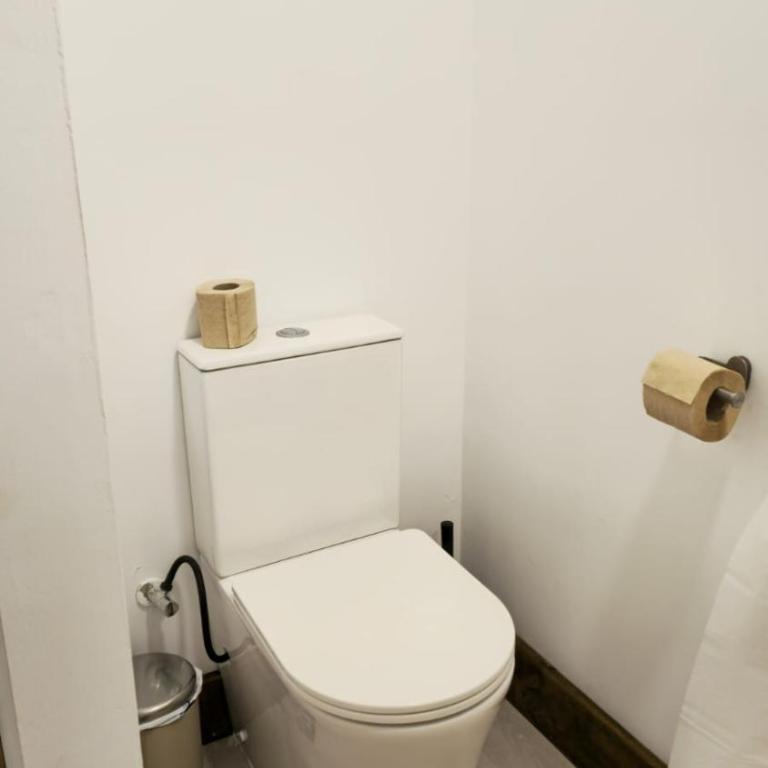 JABUTI Autocaravana con porche y aparcamiento - Double Room with Private Bathroom - 14
