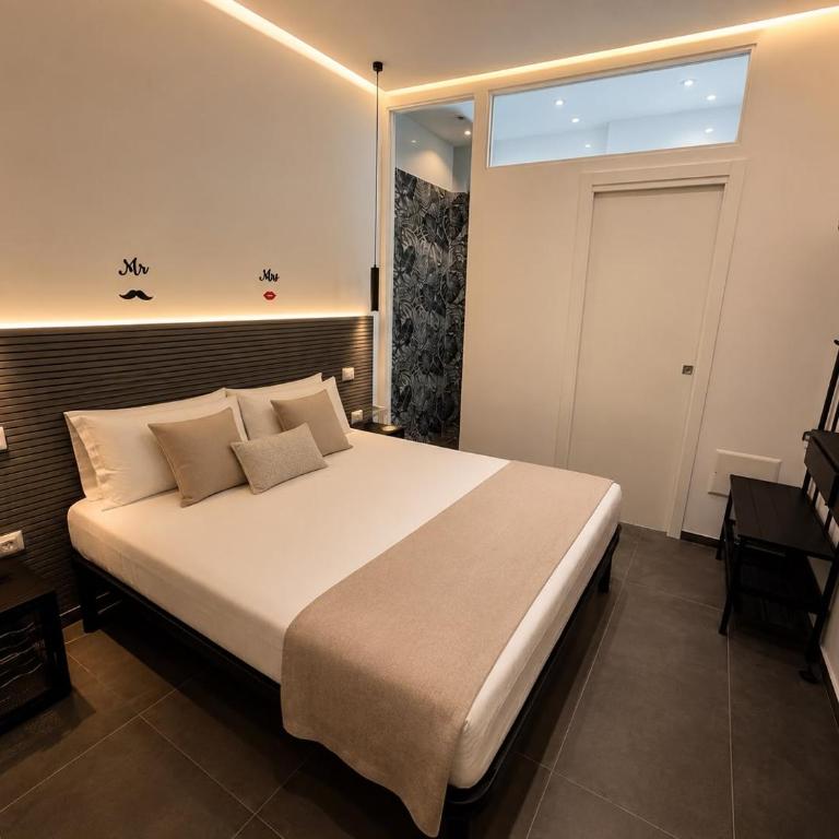 Marea Rooms - Camera Deluxe - 9