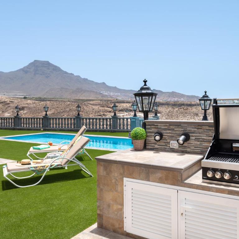 Luxury Villa Wudas - Heated pool, BBQ & Golf Area - Villa - 6