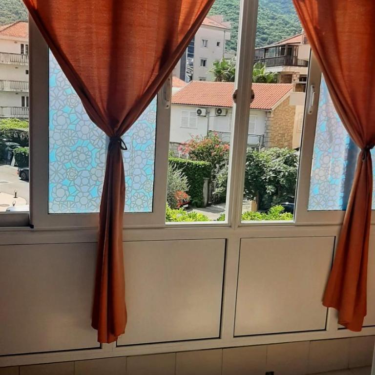 Oasis 1 - Two-Bedroom Apartment - 6