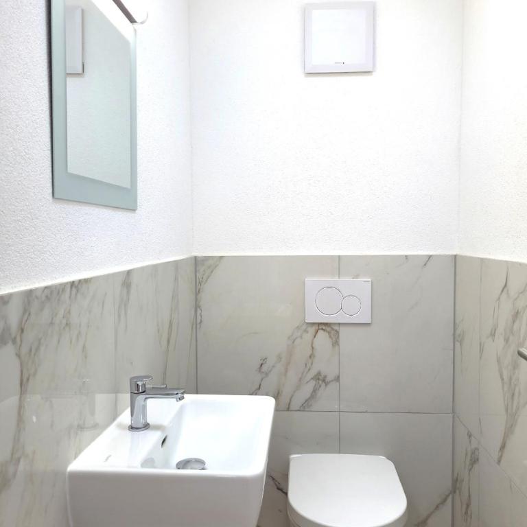 Rosengarten Apartments by Hello Fewo Apartments - Apartment with Terrace - 14
