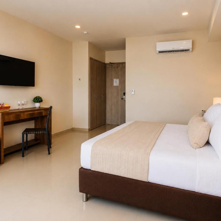 Hotel Summer Frente Al Mar - Double Room with Balcony and Sea View - 4