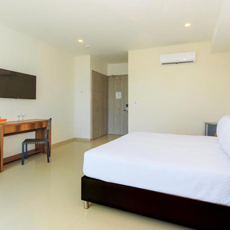 Hotel Summer Frente Al Mar - Double Room with Balcony and Sea View - 5