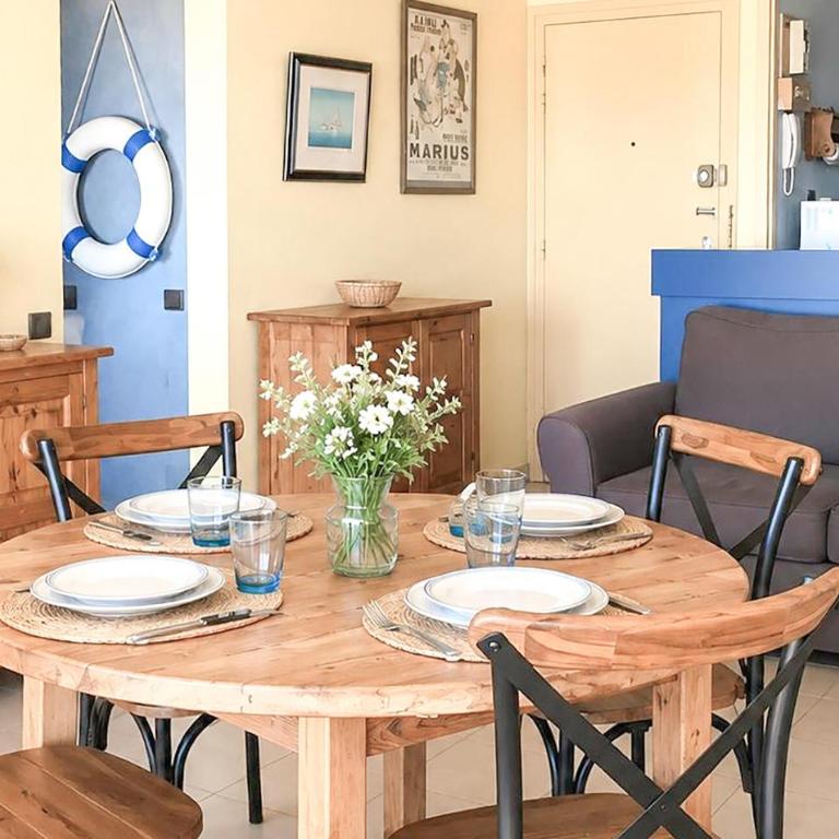 1 Bedroom Beautiful Apartment In La Rochelle - Appartement 1 Chambre avec Balcon - 1