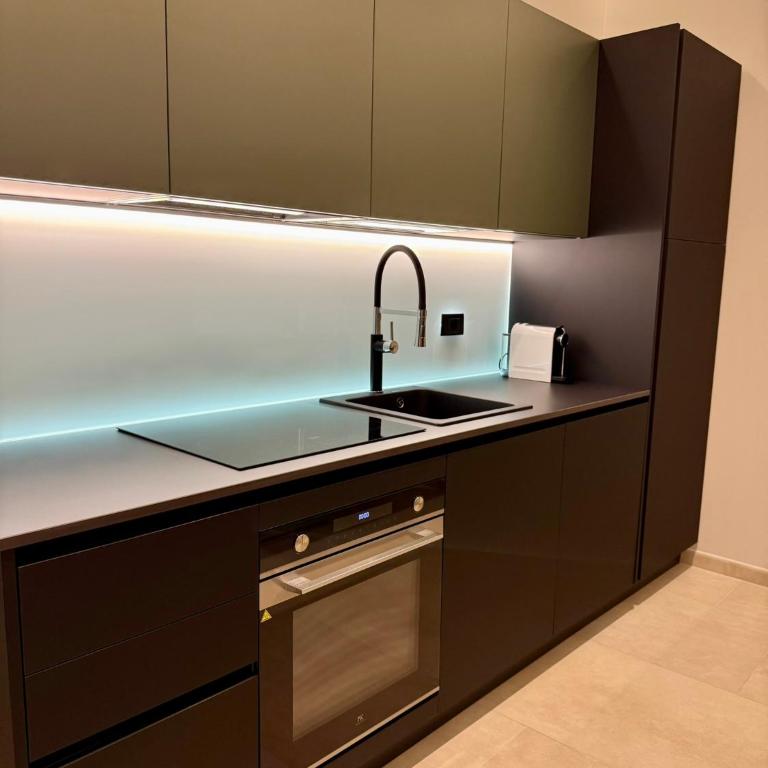H Luxury Apartment Crispi - Appartamento Deluxe con 2 Camere da Letto - 4