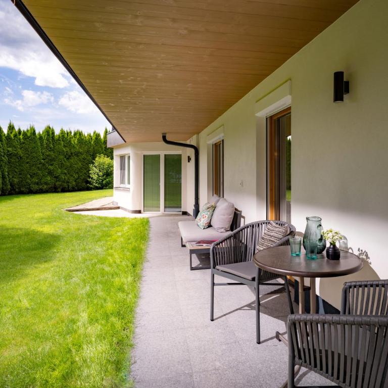 by franz - Alpine Apartments in Kirchberg - Deluxe Apartment mit 2 Schlafzimmern und Gartenblick - 14