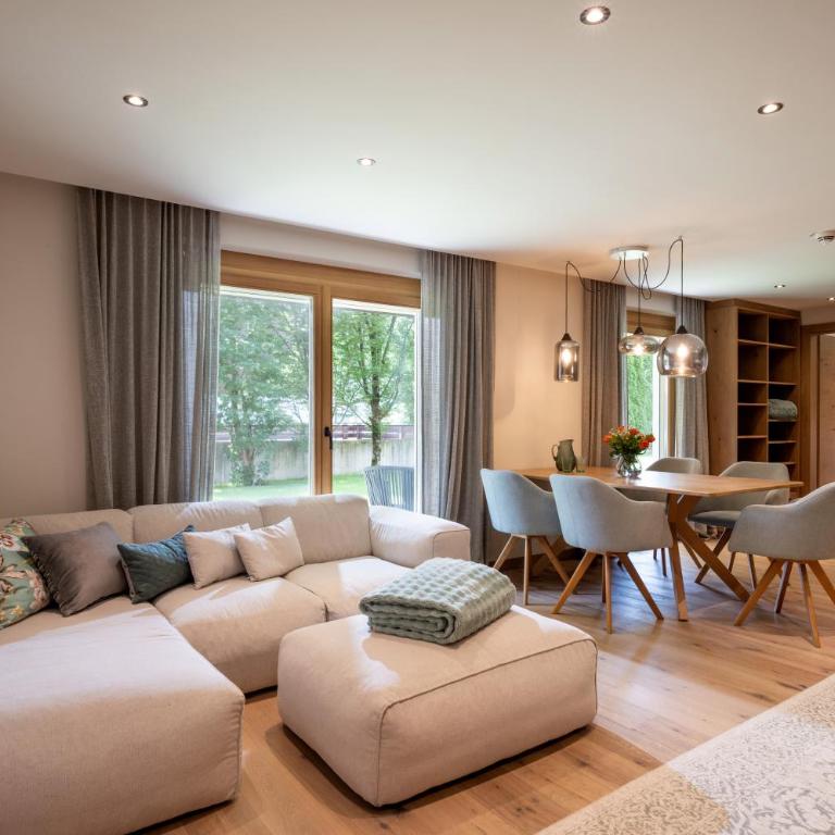 by franz - Alpine Apartments in Kirchberg - Deluxe Apartment mit 2 Schlafzimmern und Gartenblick - 2
