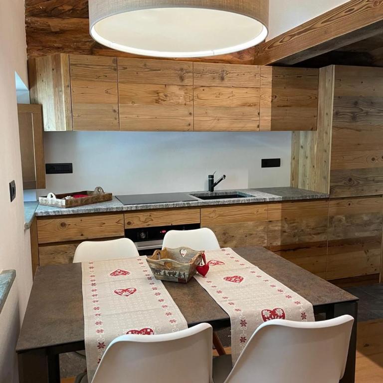 Chalet a due passi piste da sci - Casa con 2 Camere da Letto / Animali non ammessi - 10