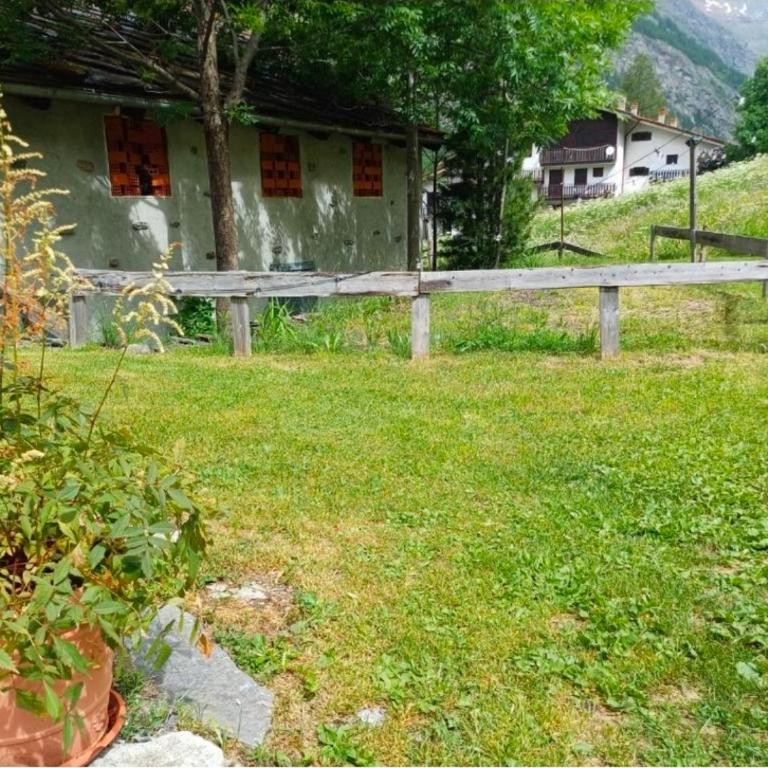 Chalet a due passi piste da sci - Casa con 2 Camere da Letto / Animali non ammessi - 3