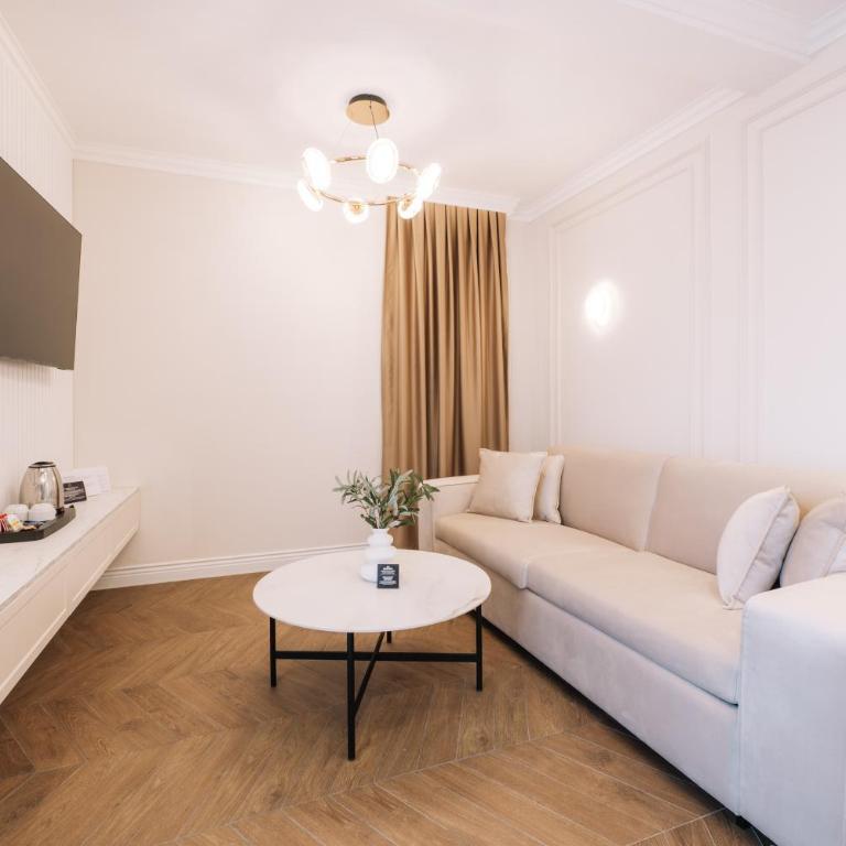 Hotel Dolcinium - Appartement 1 Chambre - Vue sur Ville - 8