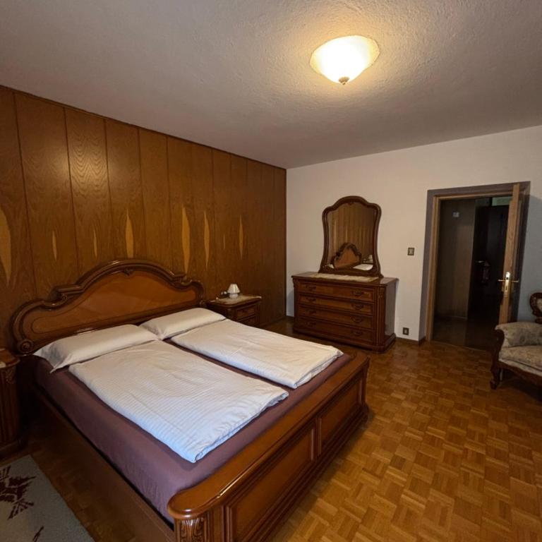 Appartamento di Nina - Two-Bedroom Apartment - 8