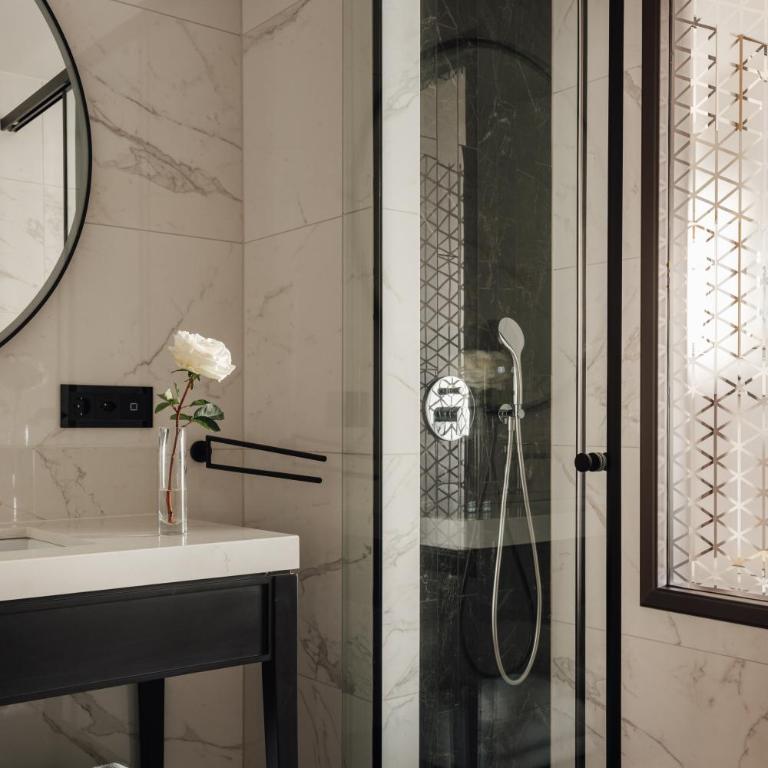 Beau-Rivage Nyon - Deluxe Doppel-/Zweibettzimmer mit Seeblick - 4