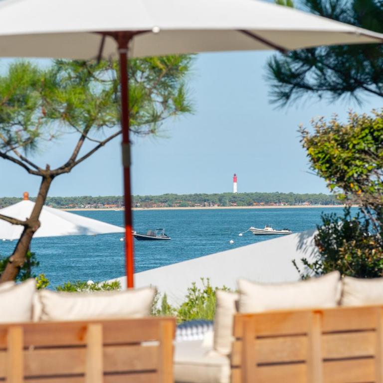Pyla - Sublime villa au raffinement absolu - Accès privé au Bassin - Villa - 75